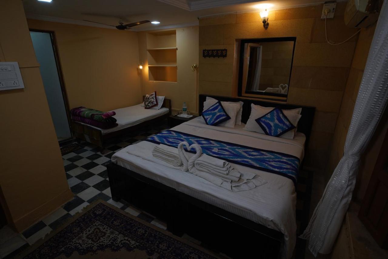 Hotel Surja Jaisalmer Ngoại thất bức ảnh