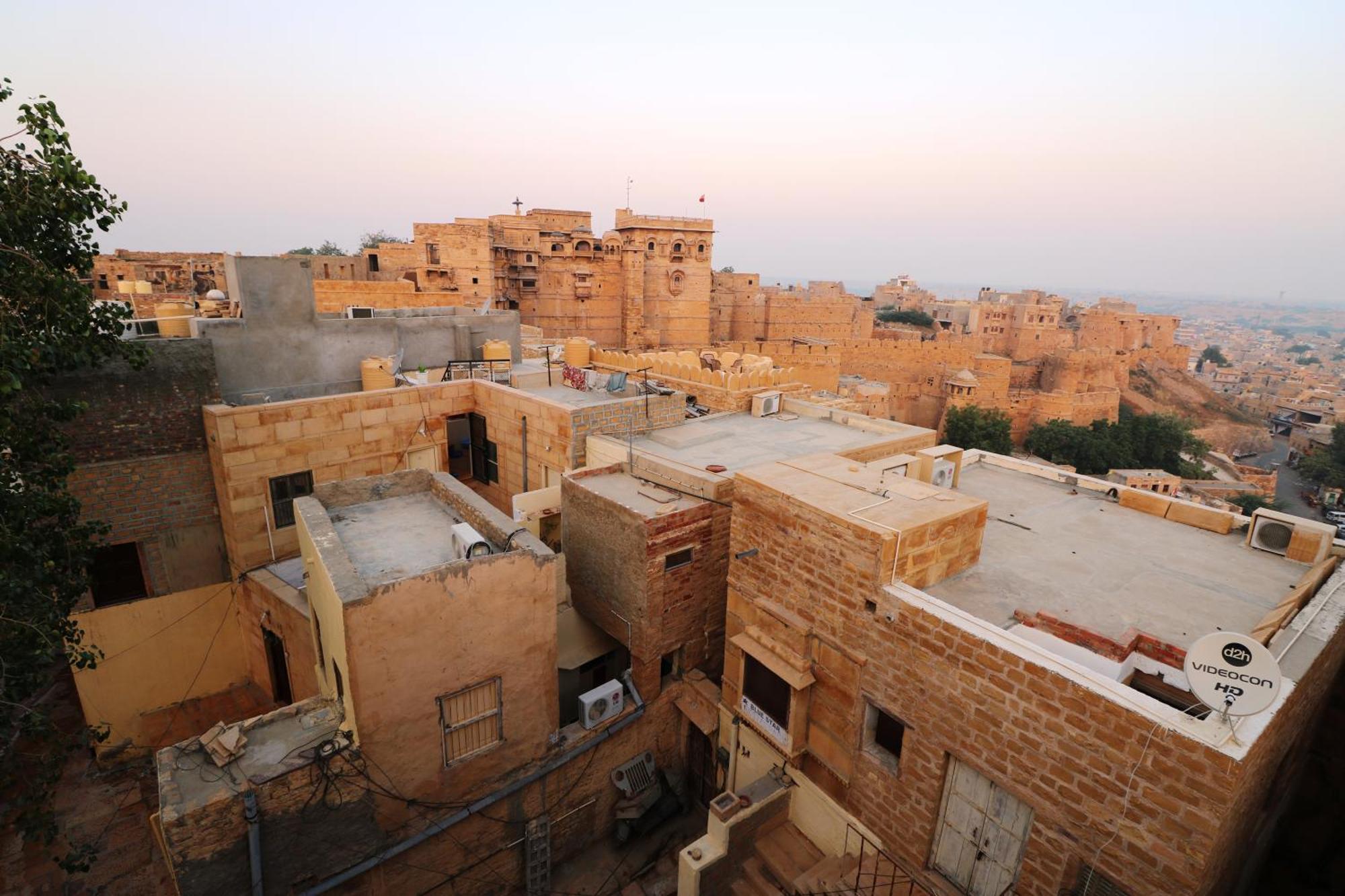 Hotel The Surya Jaisalmer Ngoại thất bức ảnh