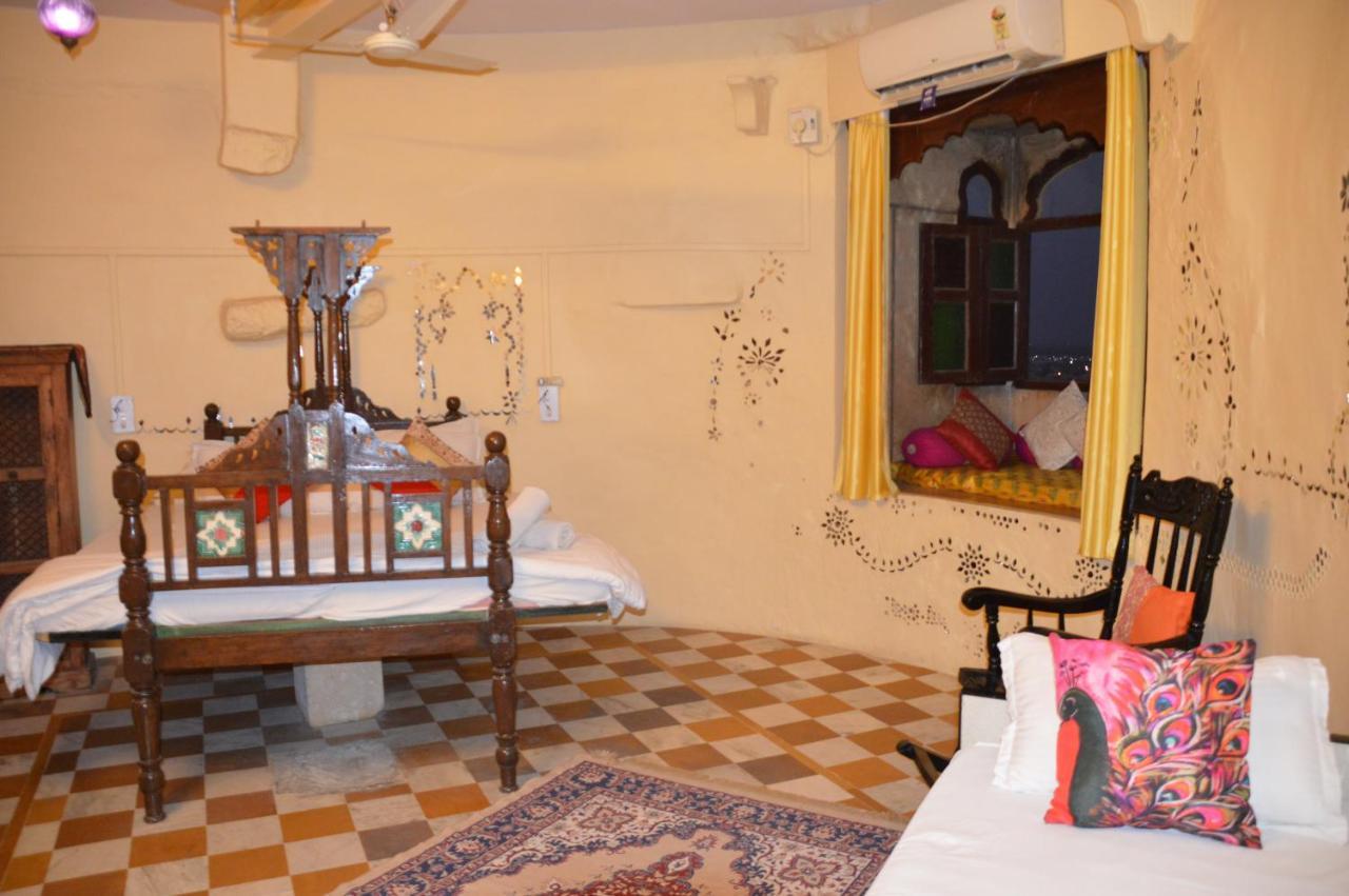 Hotel Surja Jaisalmer Ngoại thất bức ảnh