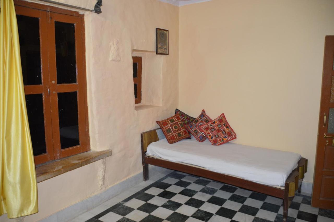 Hotel Surja Jaisalmer Ngoại thất bức ảnh